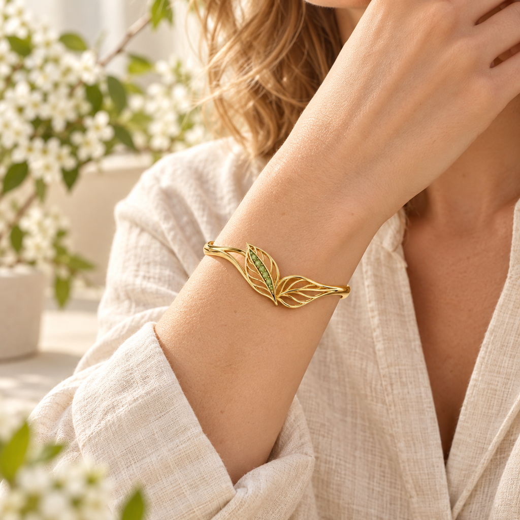 VARUNIQOK® Sylpha Leafwing Cuff worn styling view